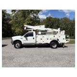 2004 Ford F550 Super Duty bucket truck