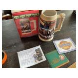 Budweiser 2003 old towne holiday stein