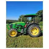 John Deere 5085M