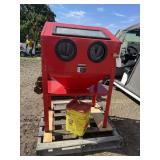 Sandblasting cabinet