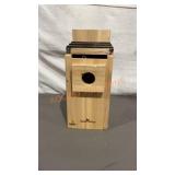 Wild Wings Bird House