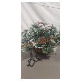 Hanging 10" Pinecone Basket