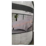 Threshold Full/Queen Comforter Set