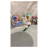 Sap Bucket With Toys