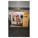 North States Deluxe Decor Gate