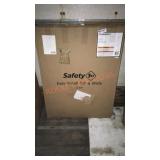 Safety 1st Baby Gate