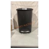 26 1/2" Trash Can Step Open