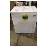 Magic Chef 5 cu ft Chest Freezer