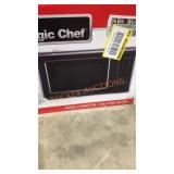 Magic Chef 700 watts Countertop Microwave Oven