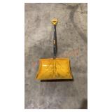 True Temper Plastic Shovel