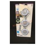 Under cabinet lighting