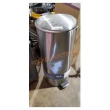 Style Selections Round Step Can