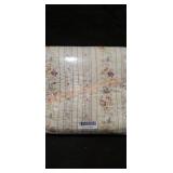 Scalloped Edge Floral Quilt