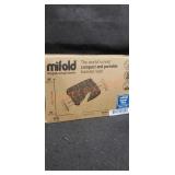 Mifold Grab and Go Booster Seat