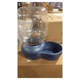 Pet food or water dispenser