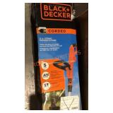 Black&Decker Corded 13" Sting Trimmer/Edger