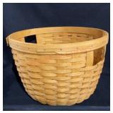 Longaberger Basket 16"diameter 11"h