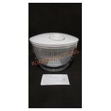 Pampered Chef Salad & Berry Spinner