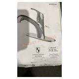 Pull-out kitchen faucet