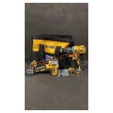 DeWalt Tool Bag +2 Drills