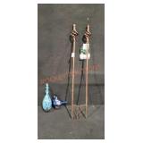 2 Decorative Garden Stakes