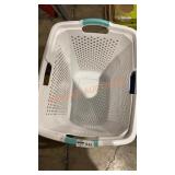 88L Hamper