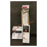 Delta Towel Ring&Towel Bar