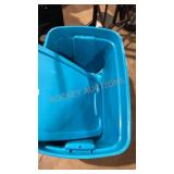 3 Utility Totes 1 lid