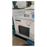 Criterion Compact 1.6 Cubic ft Refrigerator