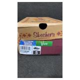 Skechers Size 5