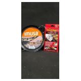 Imusa 11" Round Pan with the Ove Glove