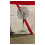 16" Pedestal Fan