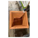 33.8qt Planter