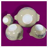 Set Of Pyrex Creme W/blue Design Bowls