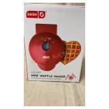 4" Heart Mini Waffle Maker