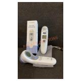 2 Digital Thermometers