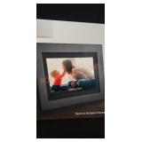 PhotoShare 10.1" HD Touchscreen Display