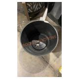 46.62qt Damaged Planter