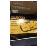 DeWalt Mulit-Port Simultaneous Fast Charger