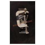 4pk of 2 1/2" C-Clamps