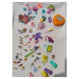 Polly Pocket Miscellaneous Pieces.