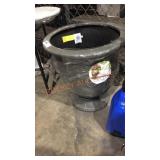 Allen and Roth Planter