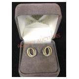 10k Y/wpost Earrings