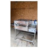 Working Lincoln Pizza Maker