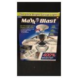 Maxx Blast Garage Light