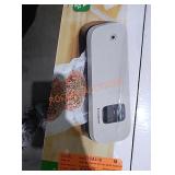 Food saver vacuum sealer