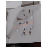 Belle Maison mail bin