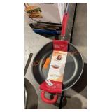 12.5" Deep Frying Pan