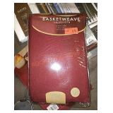 Basketweave oblong table cloth