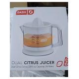 Dash D juicer